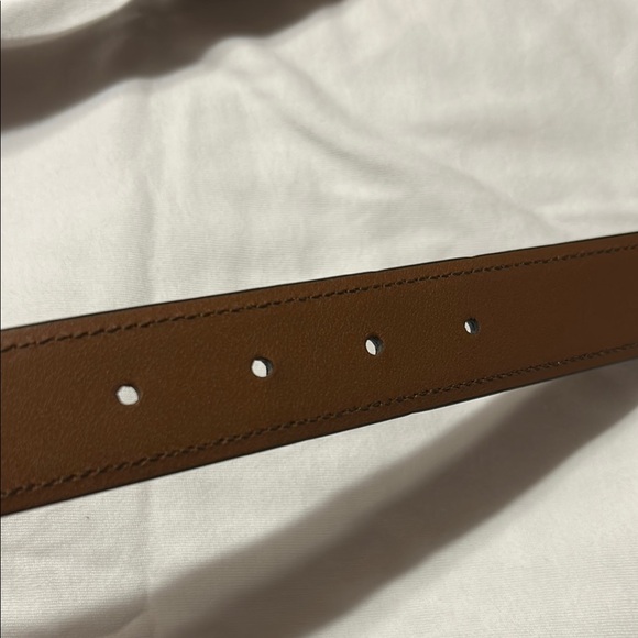 Gucci Brown Leather Belt with Gold Buckle - Picture 6 of 7